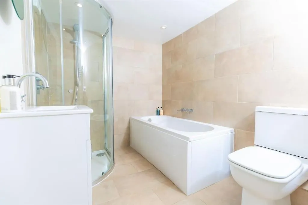 24 Montpellier Spa Road Cheltenham Apartment